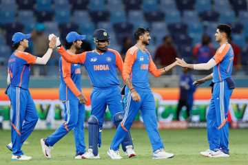 भारत एसिया कपको फाइनलमा