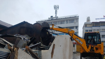 काठमाडौं महानगरले पुन: सुरु गर्‍यो अनधिकृत संरचना हटाउने अभियान, बिहान दिएको थियो चेतावनी (भिडियोसहित)
