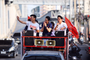 युवा प्रधानमन्त्री तोकेर चुनावमा गएको थाइल्यान्डको चर्चित पार्टी पराजित 