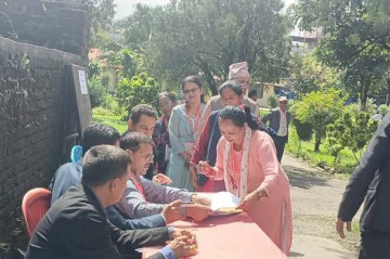एमाले गण्डकी अधिवेशन: ७ घण्टामा ७२ प्रतिशत मतदान