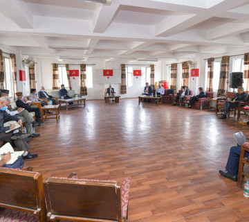 एमाले स्थायी कमिटी बैठक सर्‍यो, भोलि बिहान बस्ने