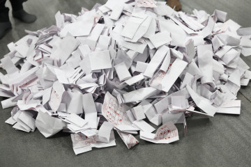 कास्की ३ मा रास्वपा उम्मेदवार बिना गुरुङकाे अग्रता