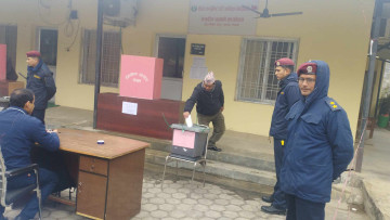 सुदूरपश्चिममा राष्ट्रियसभा चुनावको मतदान जारी