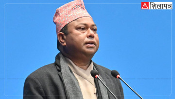 सभामुखलाई सांसद योगेन्द्र मण्डलले सोधे– 'म' पछि 'य' आउँछ कि र, ल ?
