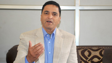 योगेश भट्टराई भन्छन्– ओलीसँग चार विकल्प छन्