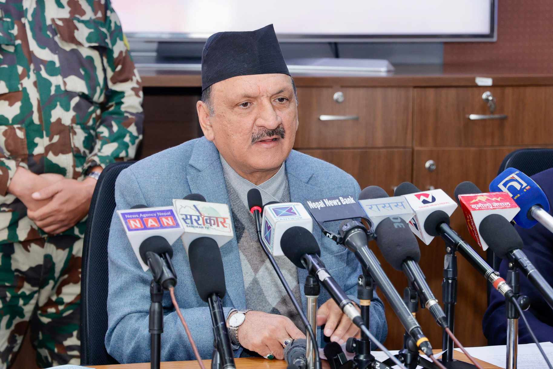एनसेलको शेयर खरिदबिक्रीबारे अर्थमन्त्री महतले भने- नेपालको कानुन मान्दैनौँ भन्न पाइँदैन, अनुसन्धान हुँदै छ  
