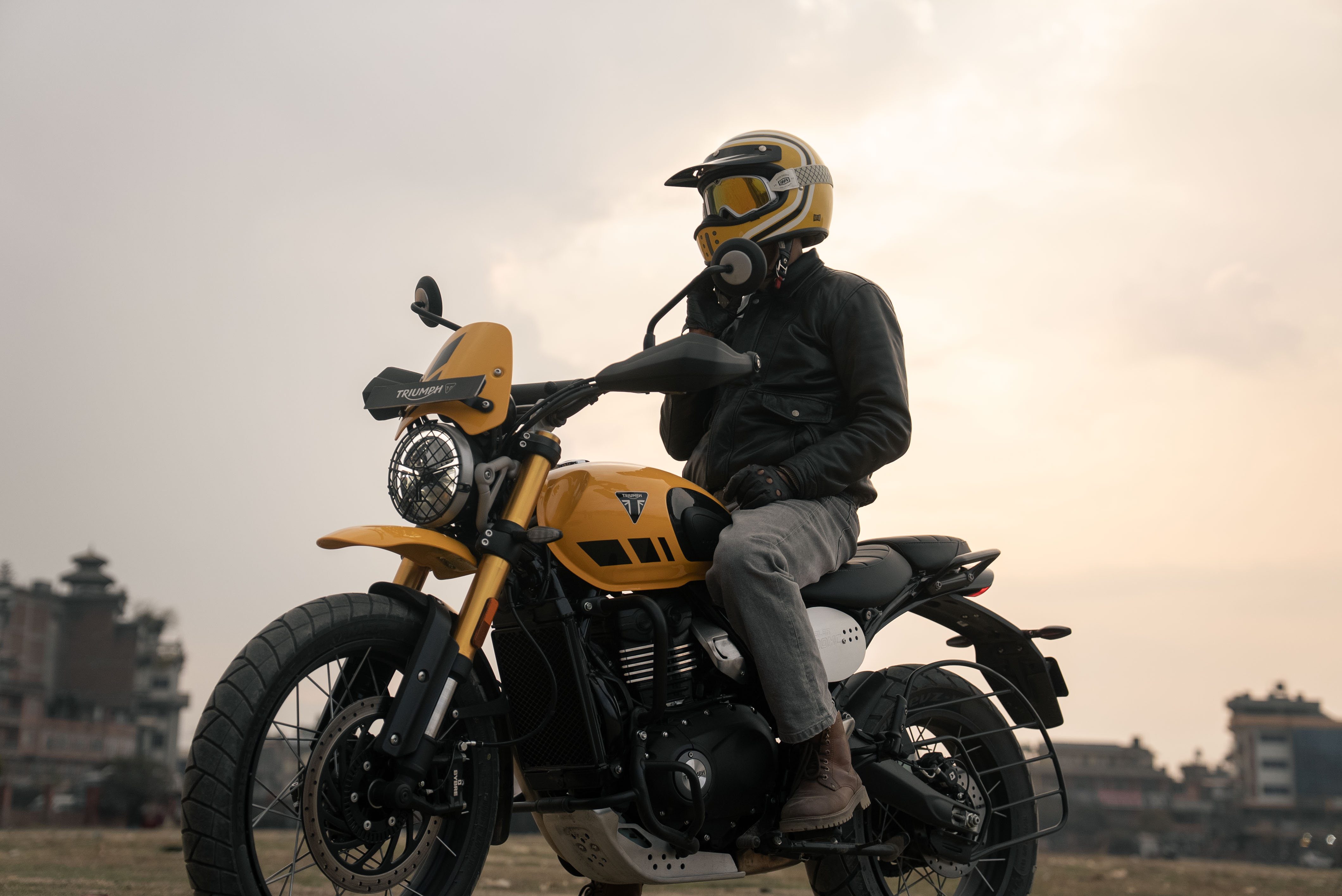 ७ लाख ९९ हजार मूल्यमा सार्वजनिक भयो ‘ट्रायम्फ स्क्र्याम्बलर ४०० एक्ससी’ सार्वजनिक