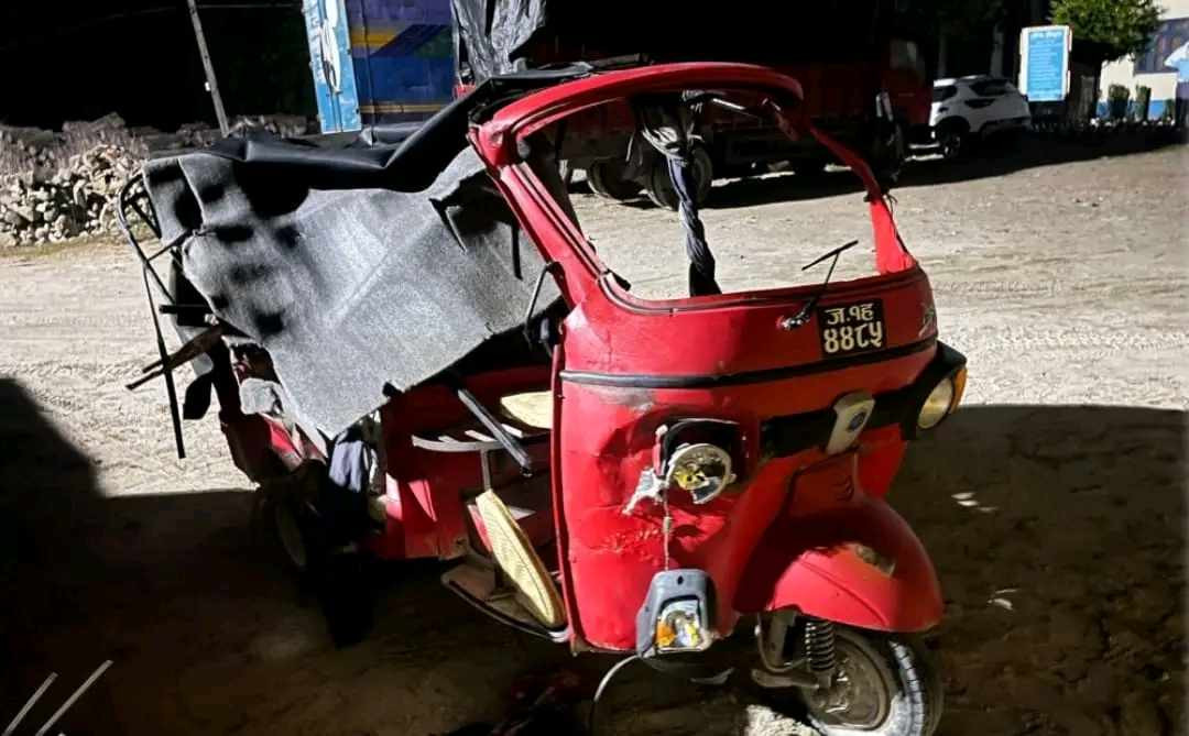 रौतहटमा ट्याङ्करले अटोलाई ठक्कर दिँदा दुई जना भारतीय नागरिकको मृत्यु
