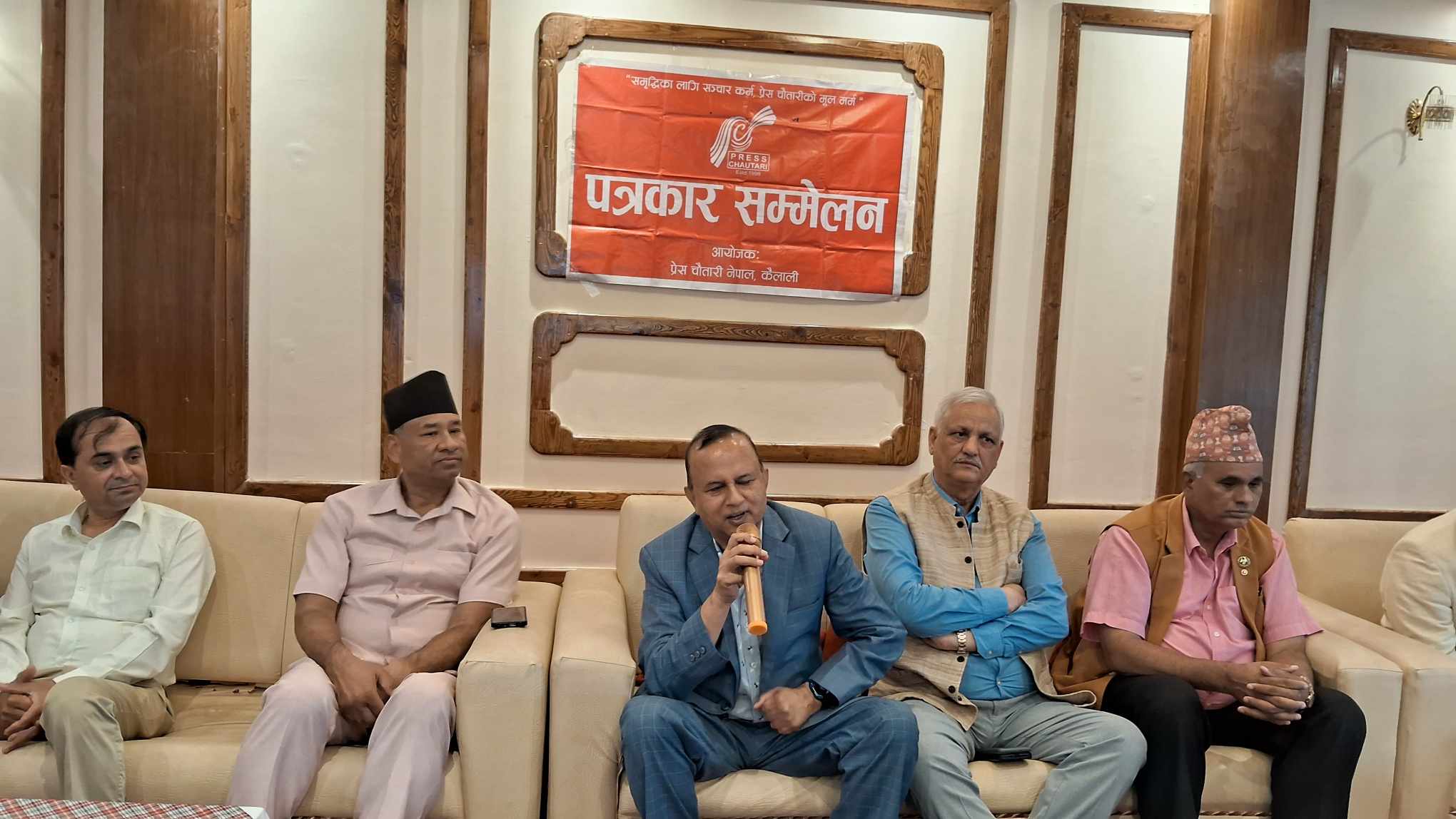 रवि लामिछानेले अनुसन्धानमा सहयोग गर्नुपर्छ : पोखरेल