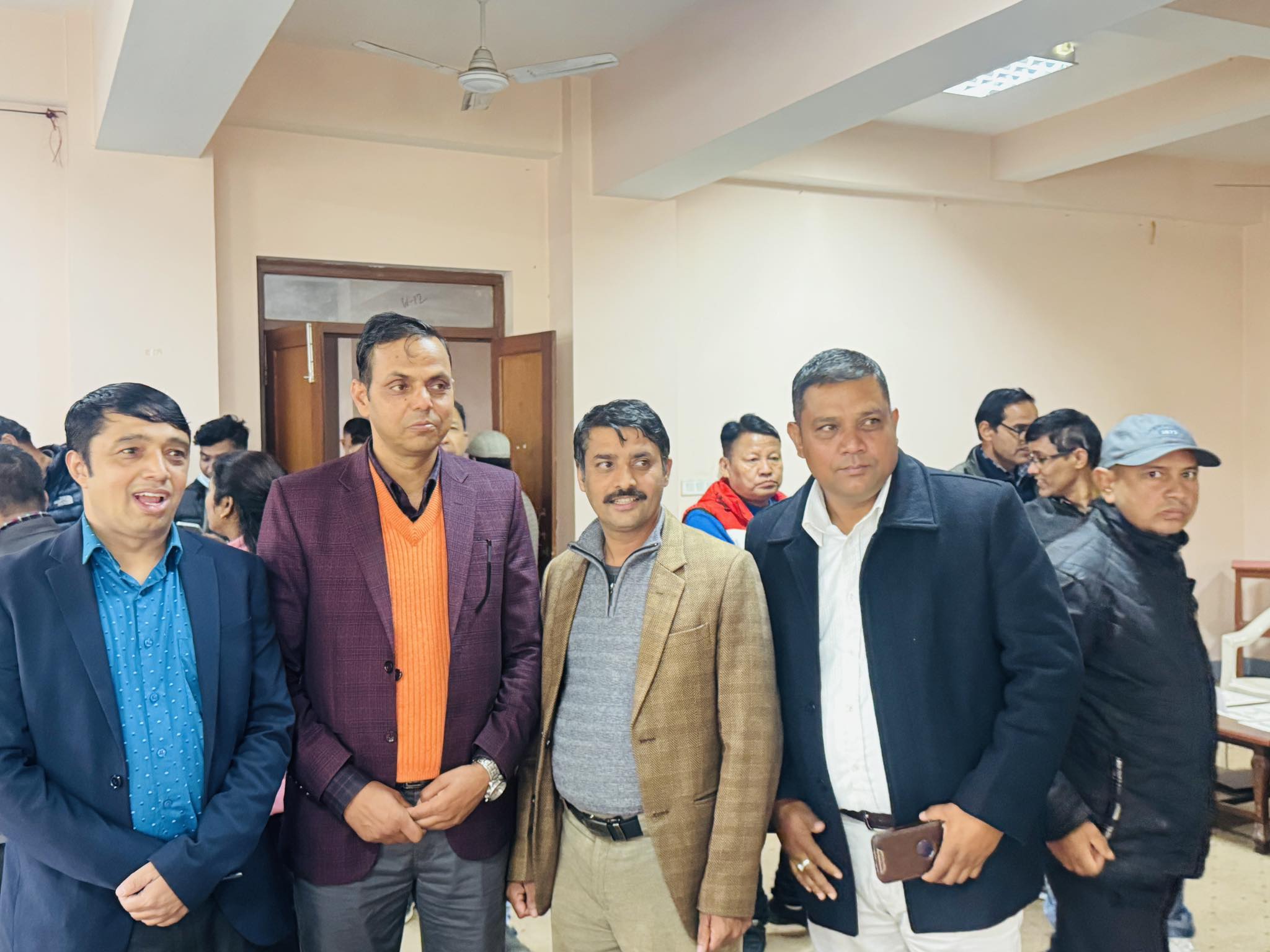 पत्रकार महासंघ चुनाव : पाँचवटा संगठनको साझा उम्मेदवार बने  प्रेस सेन्टरका कमल गिरी