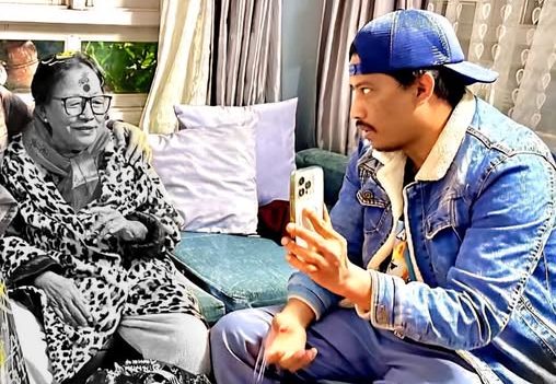 चलचित्र निर्देशक निश्चल बस्नेतलाई मातृ शोक