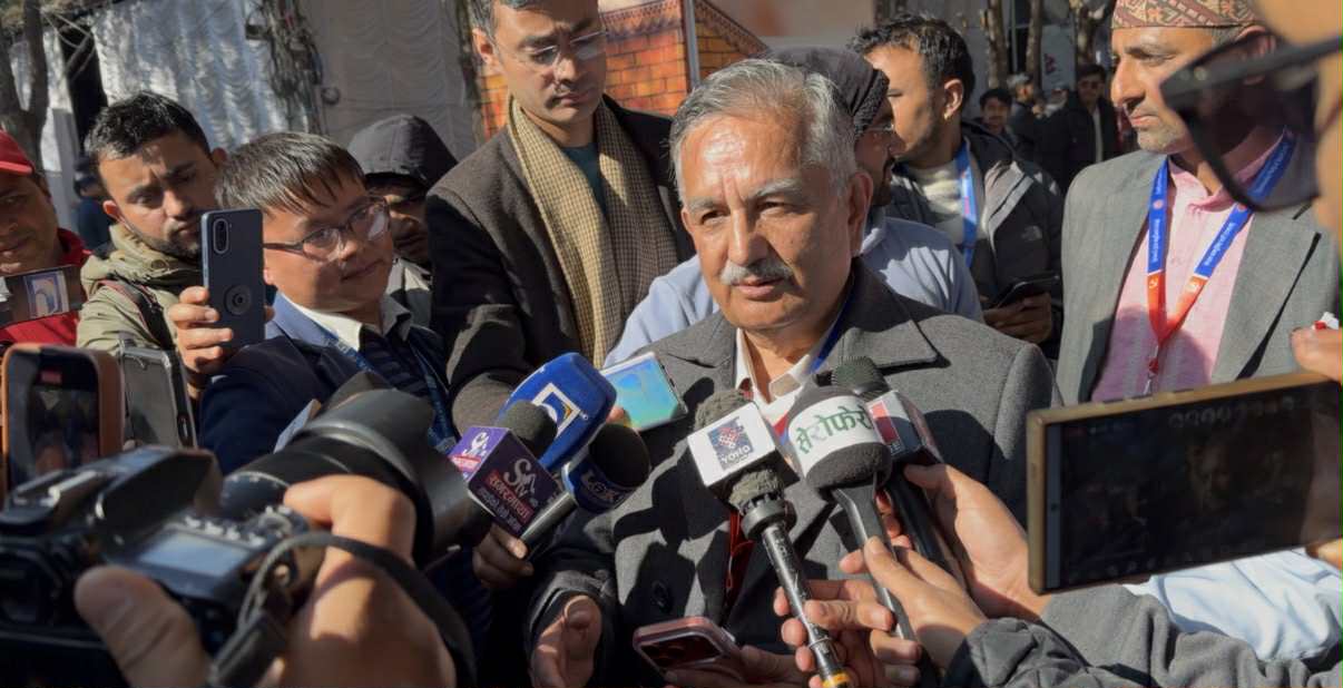 पार्टीलाई नयाँ जीवन दिन महासचिवमा मेरो उम्मेदवारी : सुरेन्द्र पाण्डे