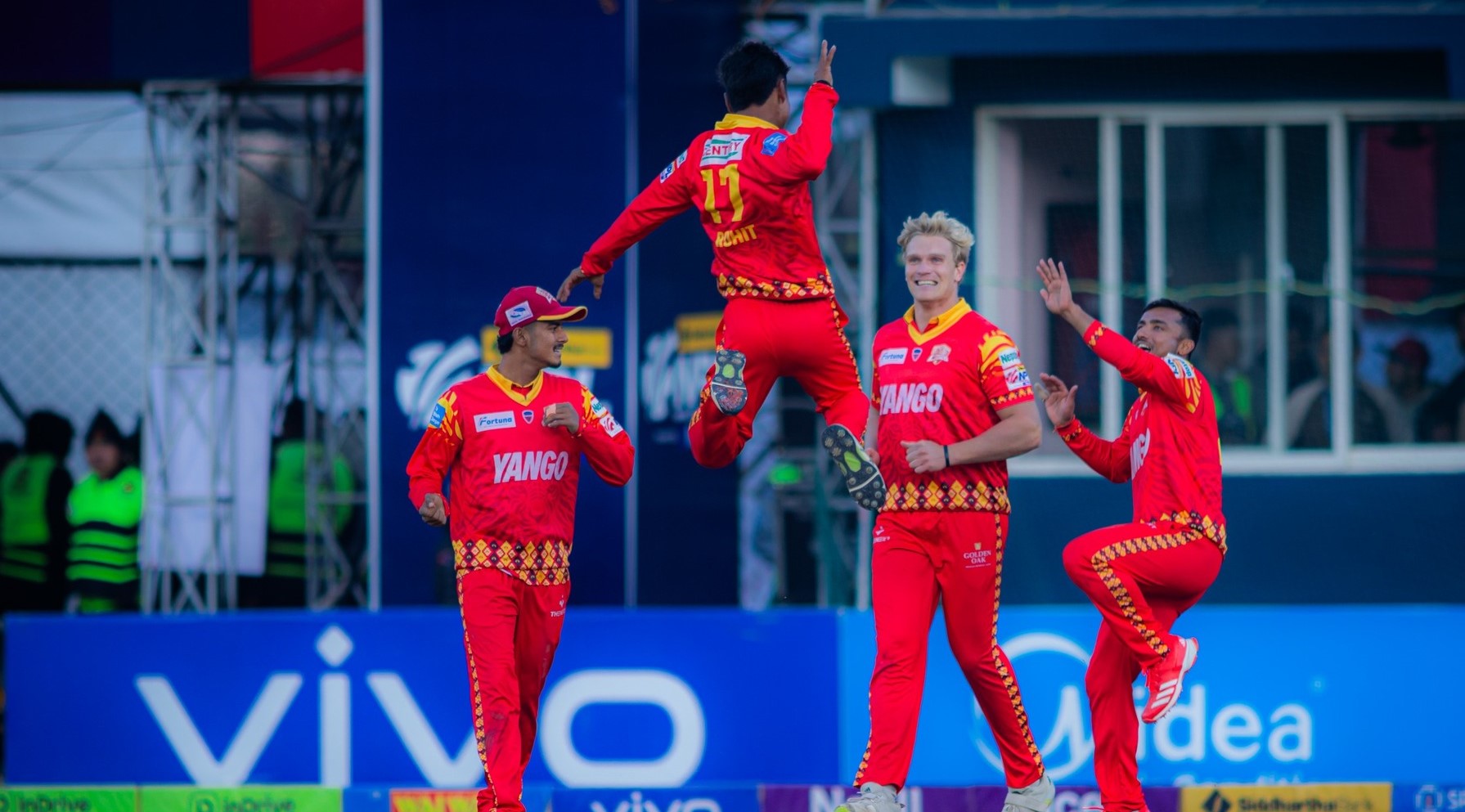 लुम्बिनीका बलरसामुु सुदूरका ब्याटर निरीह, उपाधि जित्न ८६ रनको झिनो लक्ष्य