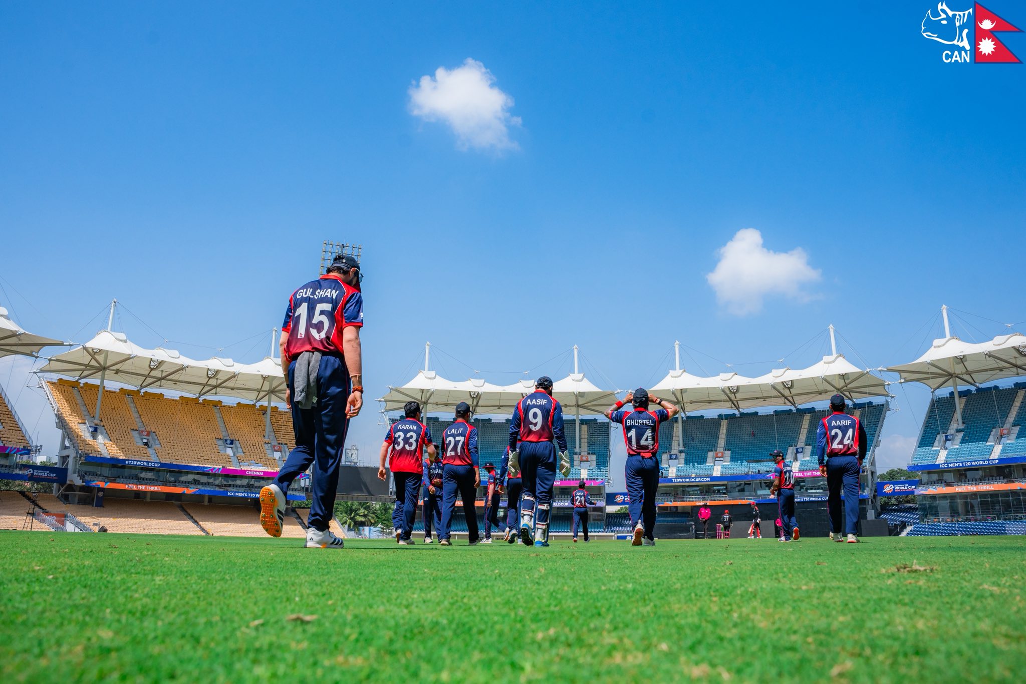 वार्मअप खेलमा क्यानडाविरुद्ध पहिले बलिङ गर्दै नेपाल