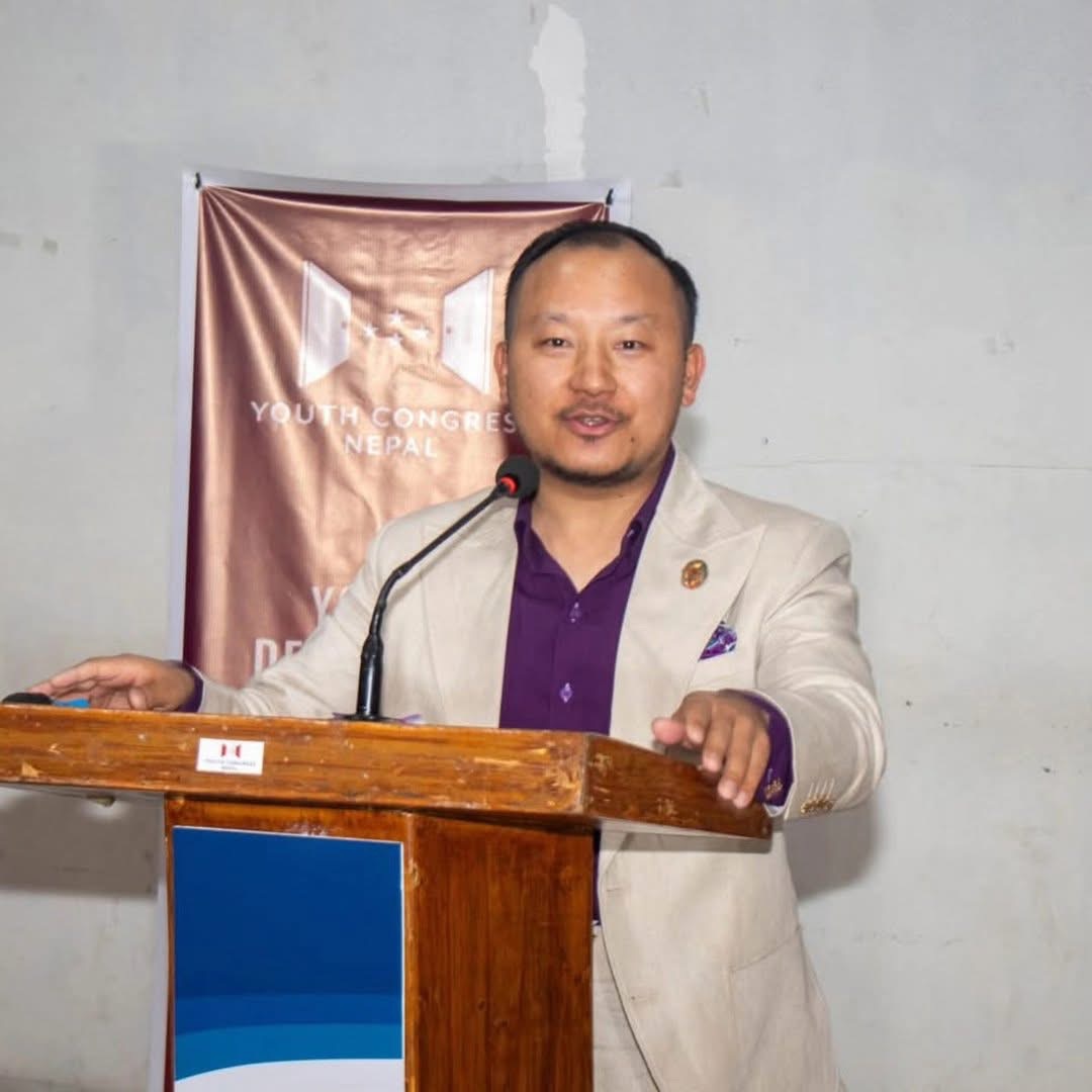 मुस्ताङबाट कांग्रेसको खाता खोल्ने गौचन को हुन् ?