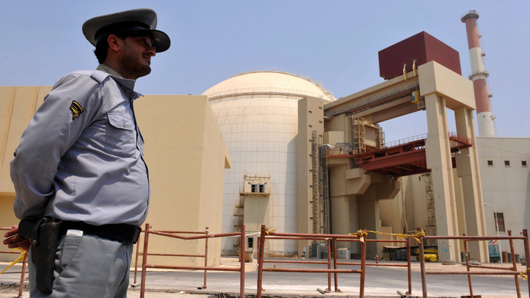 रुसले इरानसँग गर्‍यो २५ अर्ब डलरको परमाणिक भट्टीको सम्झौता 