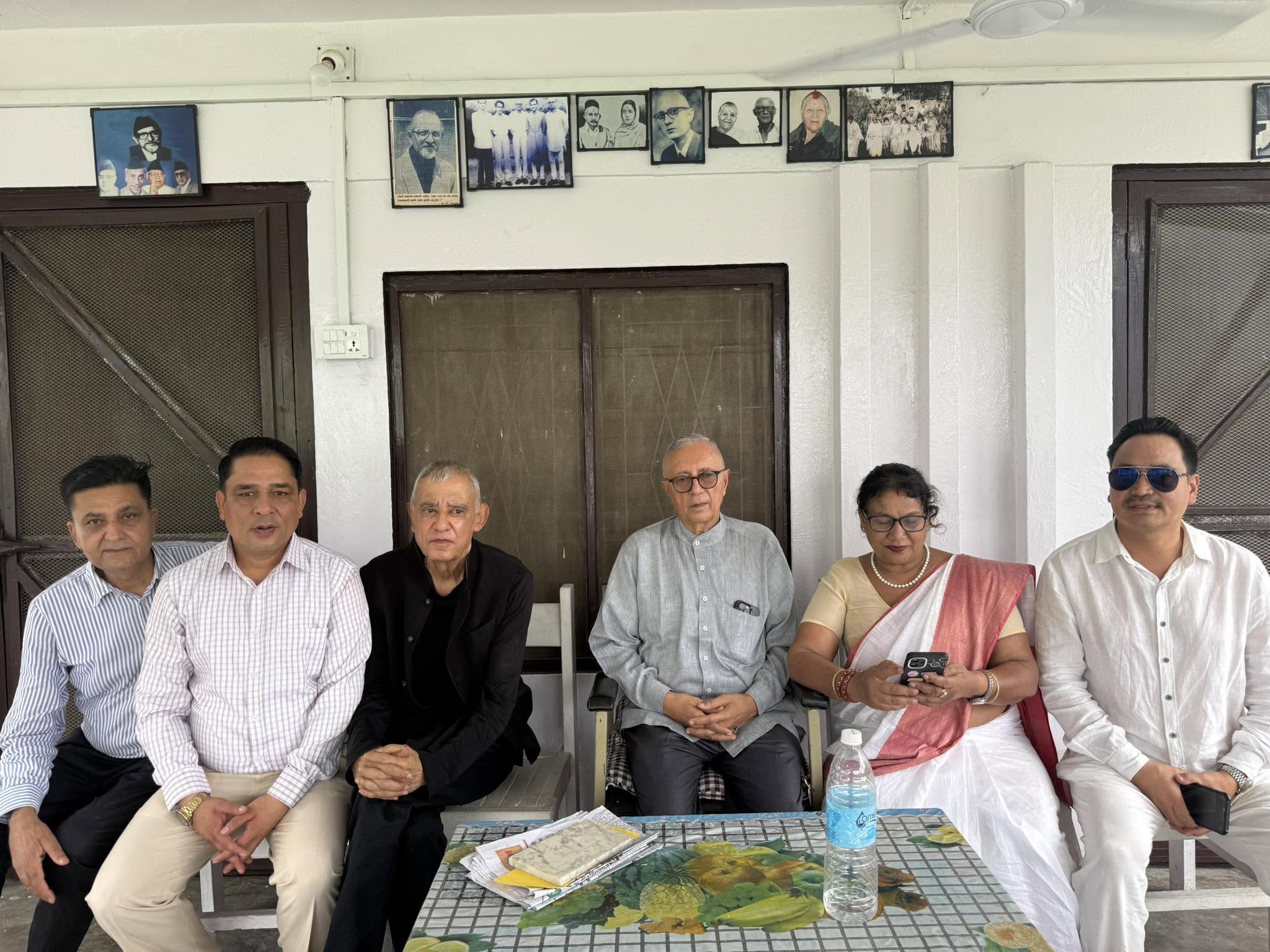 कोइरालानिवासमा सँगै देखिए शेखर र शशांक