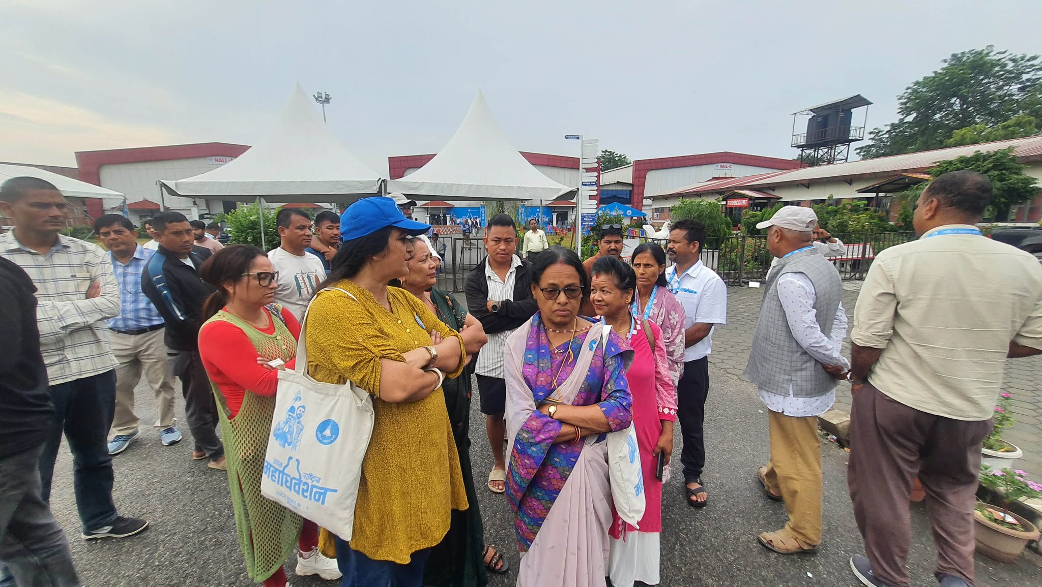 सभापतिले रातभर प्रयास गर्दा पनि सहमति नभएपछि रास्वपा पदाधिकारीमा चुनाव हुँदै