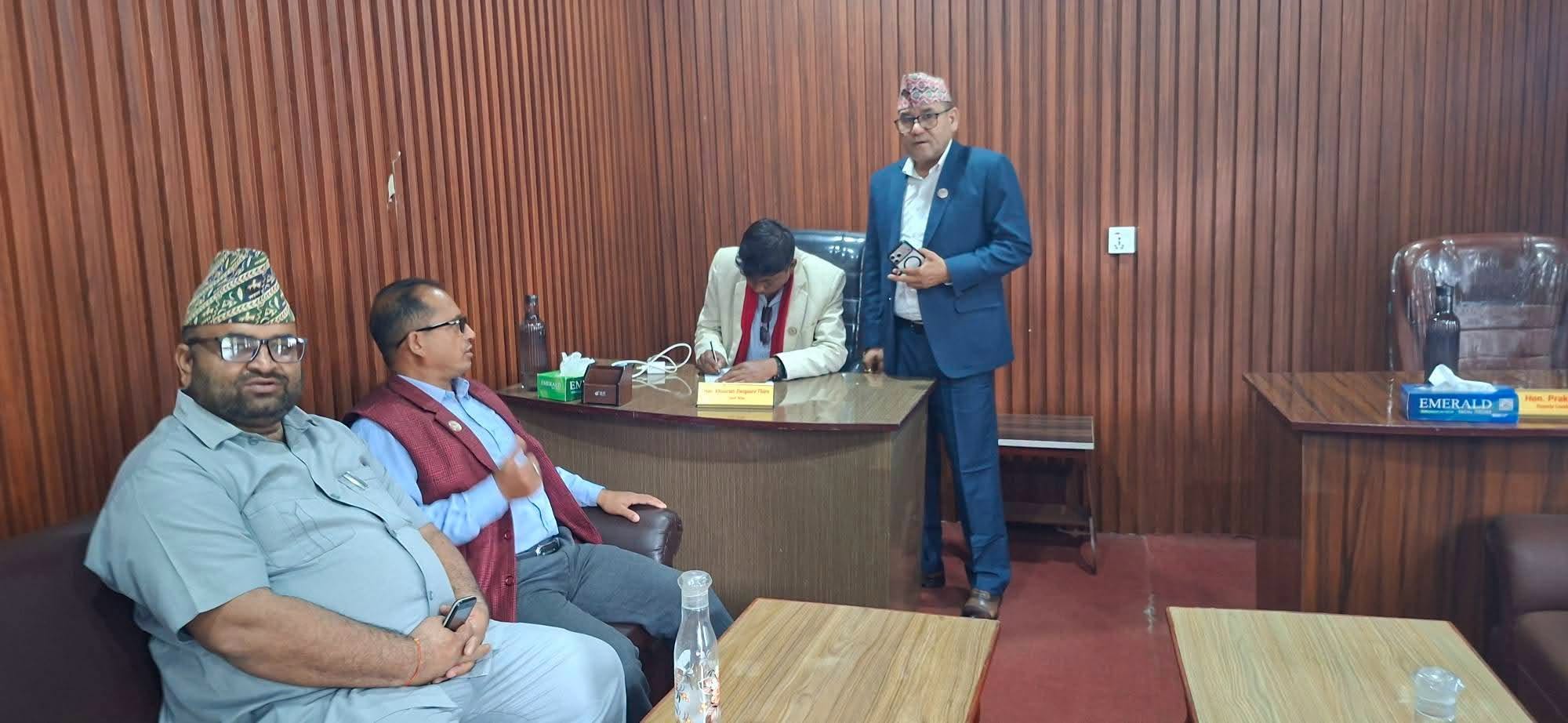 मुख्यमन्त्री भट्टलाई विश्वासको मत दिन नेकपाले जारी गर्‍यो ह्विप
