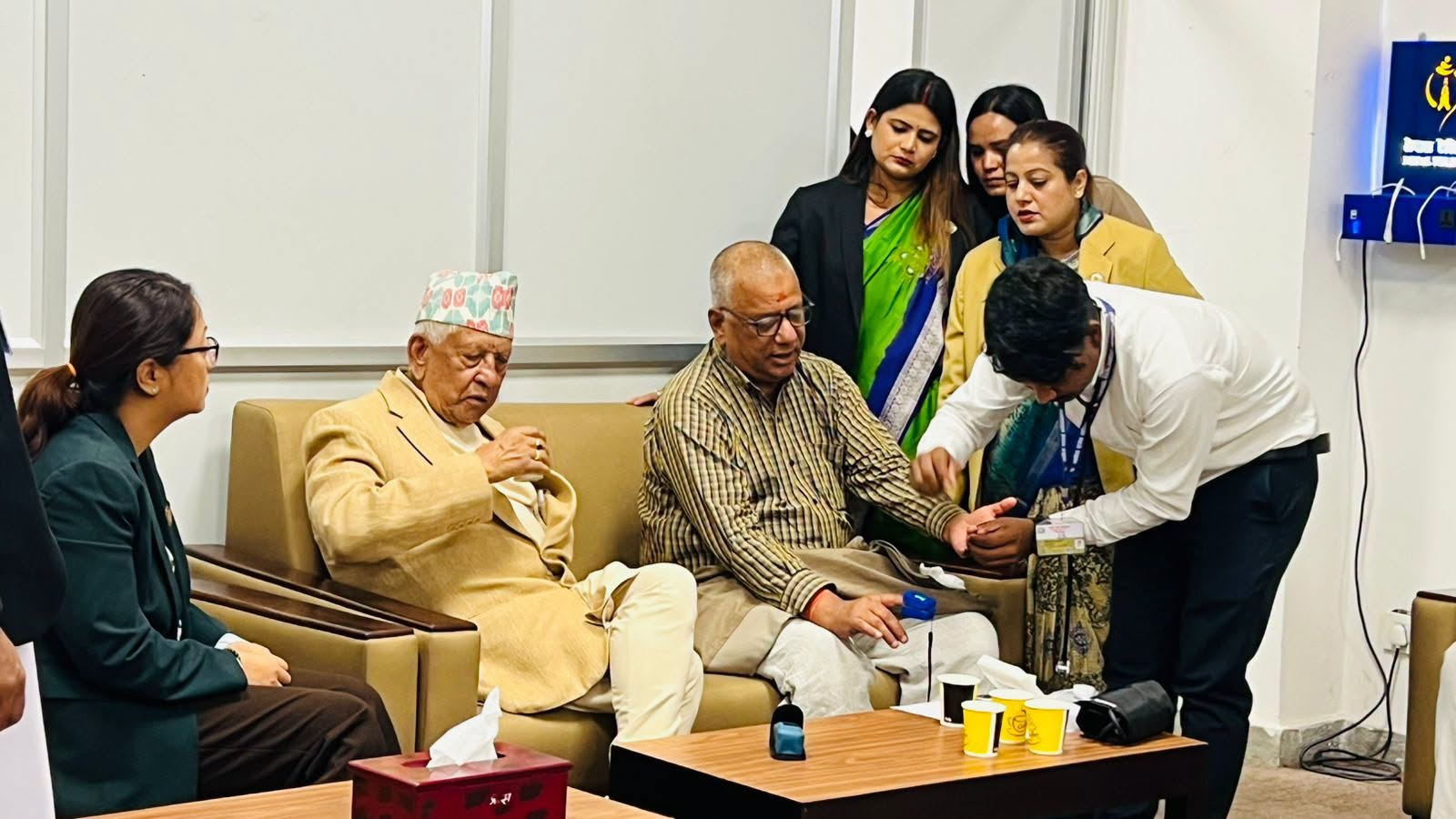 संसदमै ढले कांग्रेस सांसद खड्का, के समस्या थियो ?