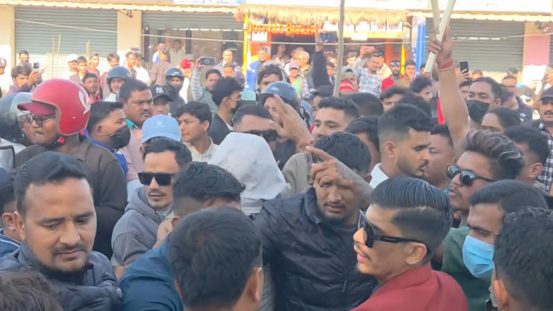 धनगढीमा जेन-जीमाथि एमाले कार्यकर्ताले यसरी गरे आक्रमण