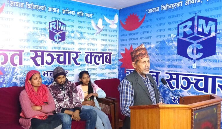 उपचार खर्च जोहो गर्न नसकेका विकले गरे आर्थिक सहयोगको याचना 