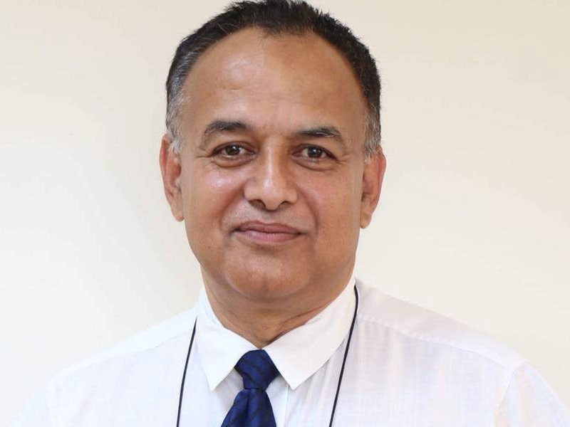 ओलीले प्रत्यारोपण केन्द्रमा नियुक्त गरेका डा. ज्ञवालीलाई देउवाले गठन आदेश संशोधन गरेरै हटाए