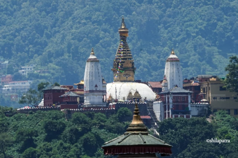 तस्वीरमा हेर्नुहाेस् वर्षा रोकिएपछिको काठमाडौं