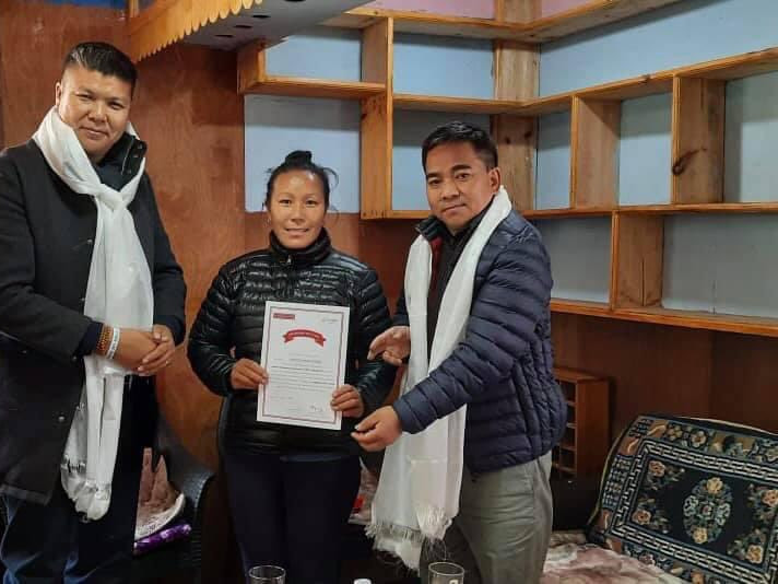 कोरोनाले समस्यामा परेकालाई प्रभु बैंककाे बिनाधितो कर्जा