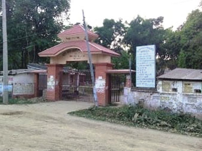 महेन्द्र मोरङ क्याम्पसले फारम नदिएपछि विद्यार्थी पुगे अदालत