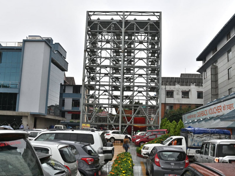 दसैँअगावै सञ्चालनमा आउने भयो नेपालकै पहिलो भर्टिकल पार्किङ 