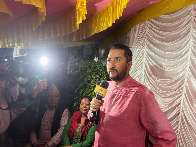 निर्वाचन सफल पार्न सरकार प्रतिबद्धताका साथ लागेको छः सञ्चारमन्त्री खरेल