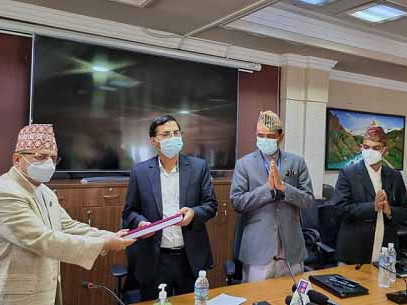 धितोपत्र बोर्ड अध्यक्षमाथिको छानबिन पूरा, समितिले बुझायो प्रतिवेदन
