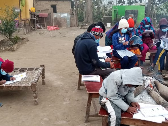 अनि बेसहारा बालबालिकाले पढ्न पाए