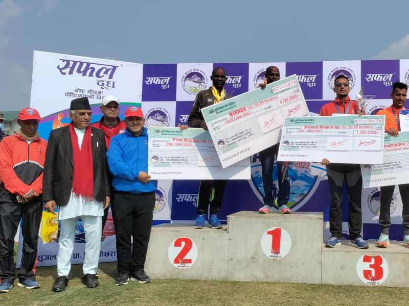 पोखरा अन्तर्राष्ट्रिय म्याराथनको उपाधि केन्याली धावक स्टेफनलाई