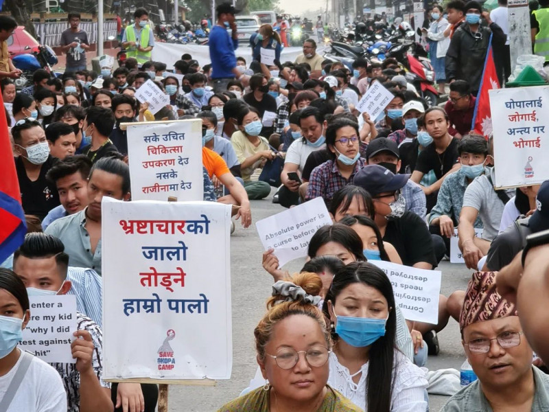 घोपा बचाउन काठमाडौंबाट धरान पुगे युवाहरू, अनि जुर्मुराए धरानवासी