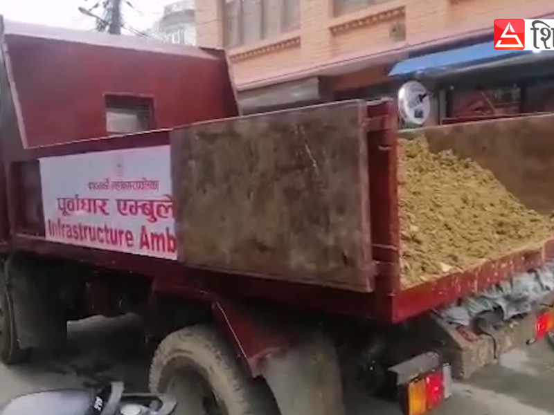 बालेनले ल्याएको पूर्वाधार एम्बुलेन्सः फास्ट ट्र्याकमा काम, ग्राभेल र पिच गर्न छुट्टाछुट्टै टोली