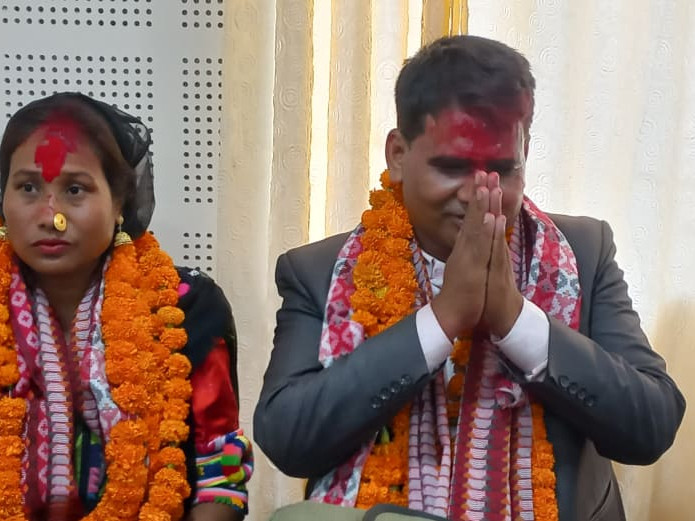 एमालेबाट धनगढीको मेयरमा चन्द र उपमेयरमा रानाले गरे मनोनयन दर्ता