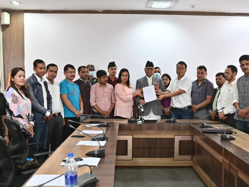 इन्धनकाे मूल्यवृद्धि फिर्ता लिन विद्यार्थी संगठनकाे माग, भारतीय एकाधिकार खारेज हुनुपर्ने