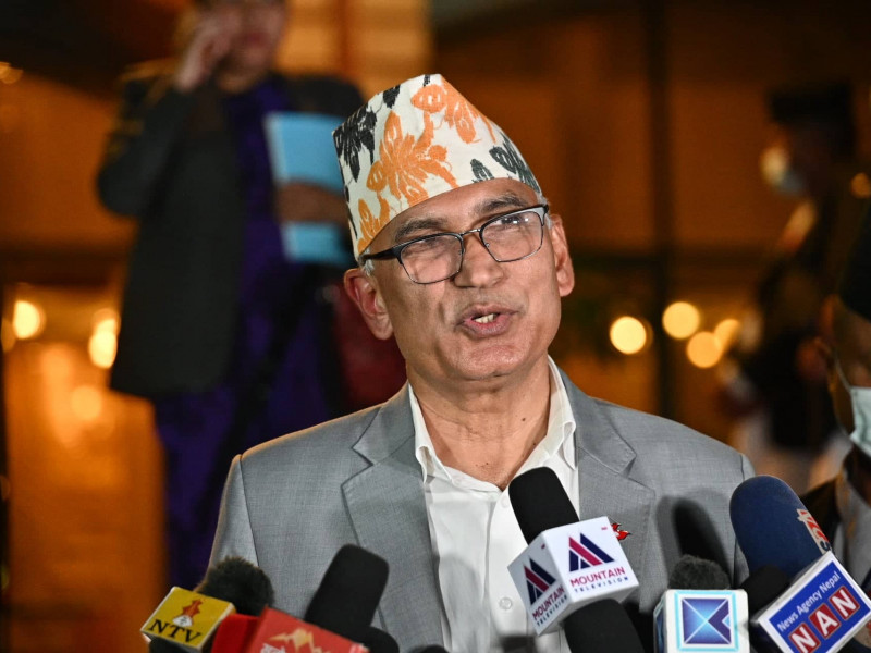 एमालेको प्रारम्भिक प्रतिक्रियाः चुनावी सरकारले आफ्नो प्राथमिकता बुझेन 
