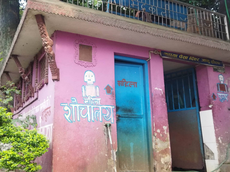 भएका शौचालय व्यवस्थित छैनन्, हाेटेल गुहारेर नयाँ खोज्दै हिँडेका छन् बालेन