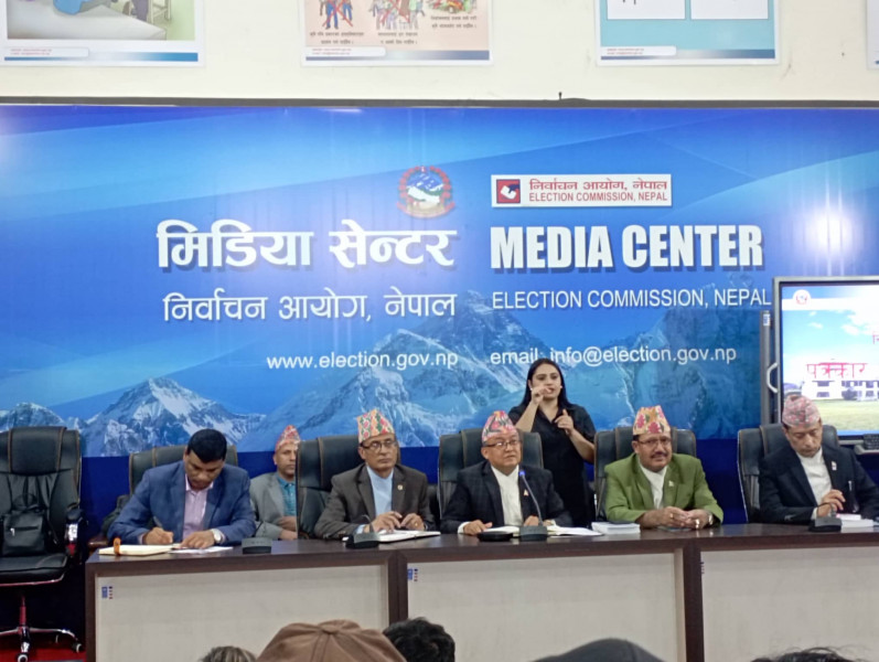 आफ्नै निर्णयबाट किन ‘ब्याक’ भयो आयोग ? 
