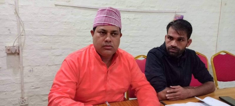 आरजुले छाेड्दा पनि सुल्झेन धनगढीमा कांग्रेसकाे लफडा, भण्डारीले पनि दिए बागी उम्मेदवारी