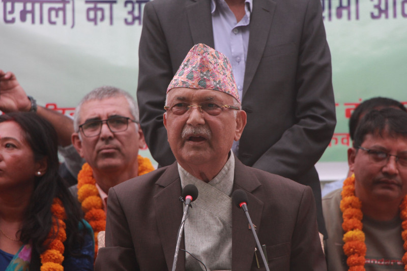 अशोक राईका लागि भोट माग्दै ओलीले भने– एमालेको संगत गर्दा पनि जितिन्छ भन्ने कुरा पुष्टि गर्नुपर्छ !