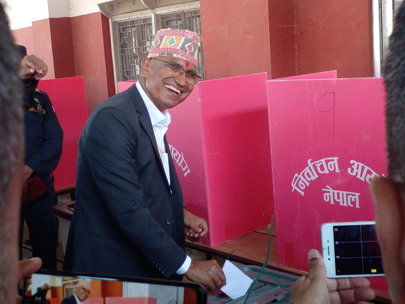 भाेट खसाल्दा देखिएकाे विष्णु पाैडेलकाे हाँसाे