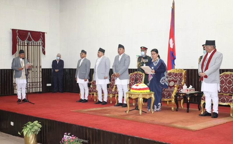 नवनिर्वाचित सभामुखले राष्ट्रपतिबाट लिए  शपथ 