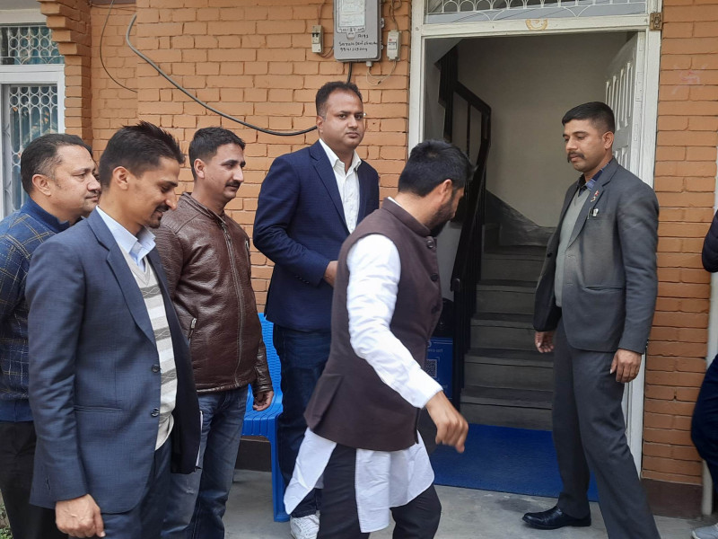रास्वपाको निर्णायक बैठक सुरु 