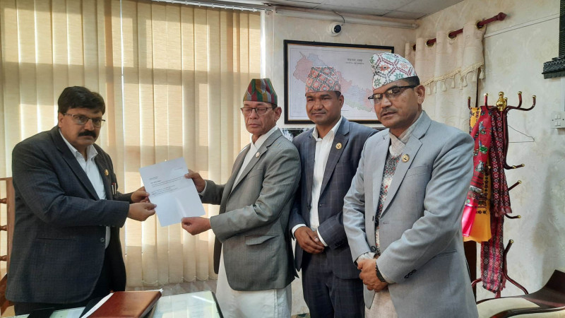 कर्णाली सरकारबाट बाहिरियो एमाले, मन्त्रीहरूले दिए राजीनामा 