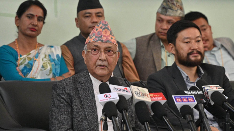 भ्रष्टाचारीलाई जोगाउन र प्रतिपक्षीलाई फसाउन प्रधानमन्त्री लागेको ओलीको आरोप 
