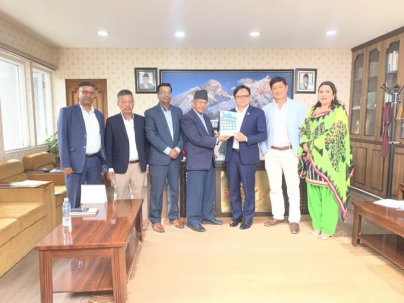 वायु सेवा निगममा रणनीतिक साझेदार भित्र्याउन अध्ययन समितिकाे सुझाव